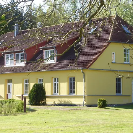 Gut Rattelvitz - Galerie West Διαμέρισμα Gingst