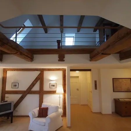 Gut Rattelvitz - Galerie West *