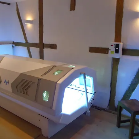 Gut Rattelvitz - Galerie West Διαμέρισμα Gingst