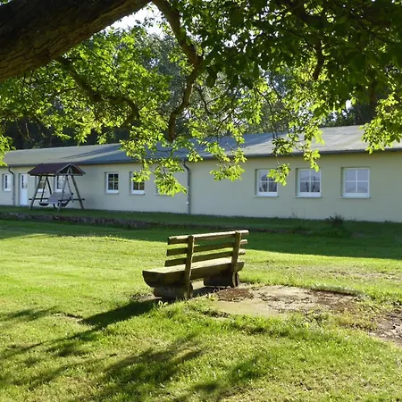 Gut Rattelvitz - Galerie West *