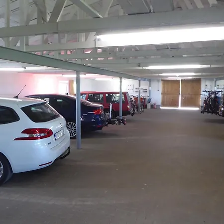 Gut Rattelvitz - Galerie West