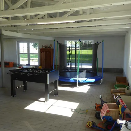 Gut Rattelvitz - Galerie West